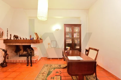 Moradia T4 para Venda em Carcavelos e Parede