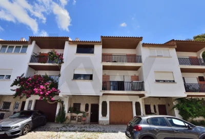 Moradia T4 para Venda em Carcavelos e Parede