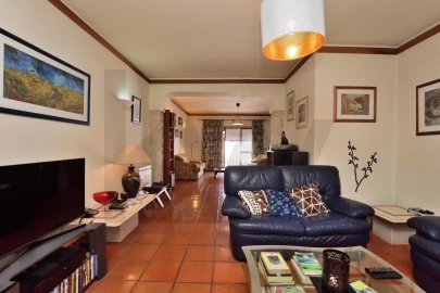 Moradia T4 para Venda em Carcavelos e Parede