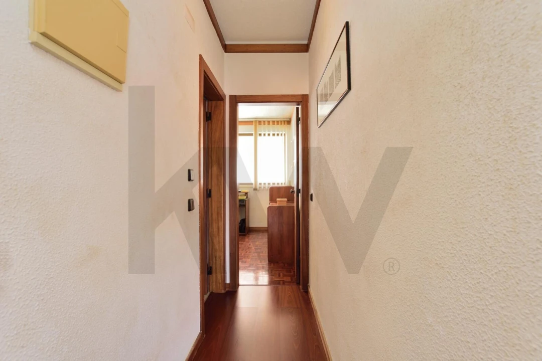 Moradia T4 para Venda em Carcavelos e Parede Foto 56