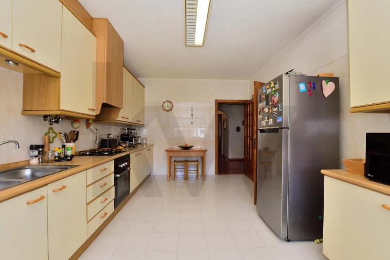 Moradia T4 para Venda em Carcavelos e Parede Foto 33