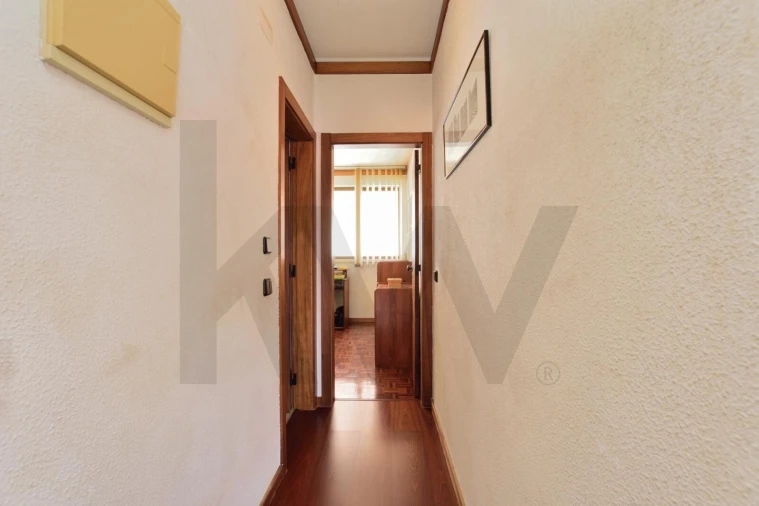 Moradia T4 para Venda em Carcavelos e Parede Foto 56