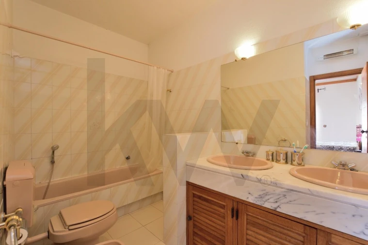 Moradia T4 para Venda em Carcavelos e Parede Foto 45