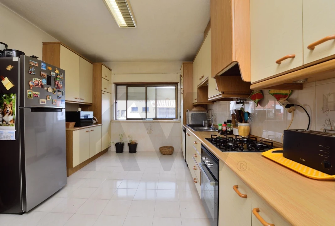 Moradia T4 para Venda em Carcavelos e Parede Foto 31