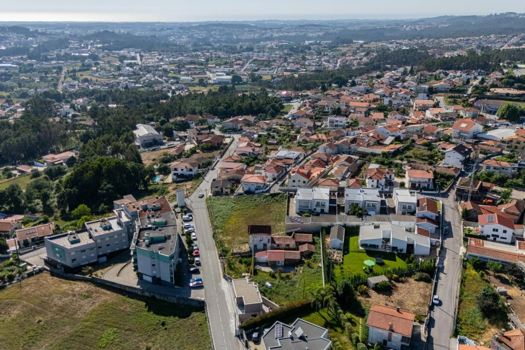 Moradia T2 para Venda em Arrifana Foto 6