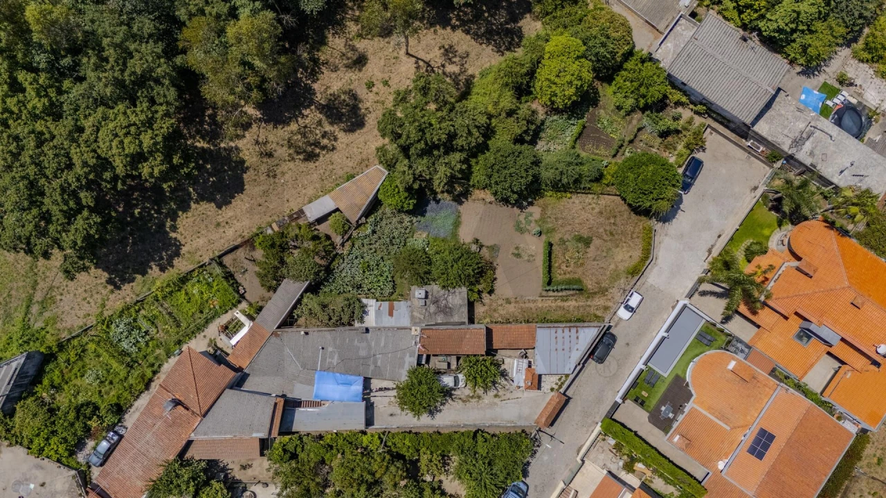 Terreno para Venda em Fornelo e Vairão Foto 1