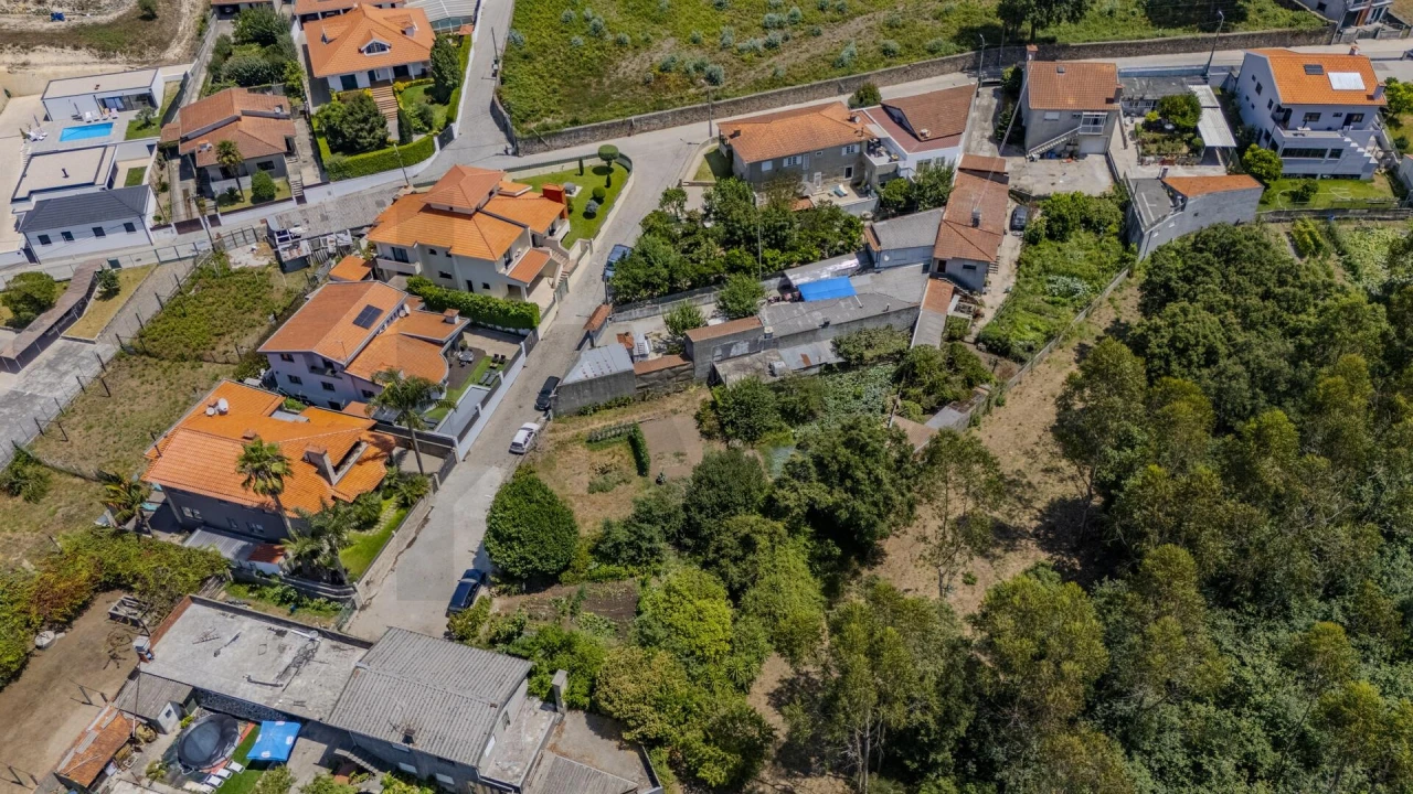 Terreno para Venda em Fornelo e Vairão Foto 13