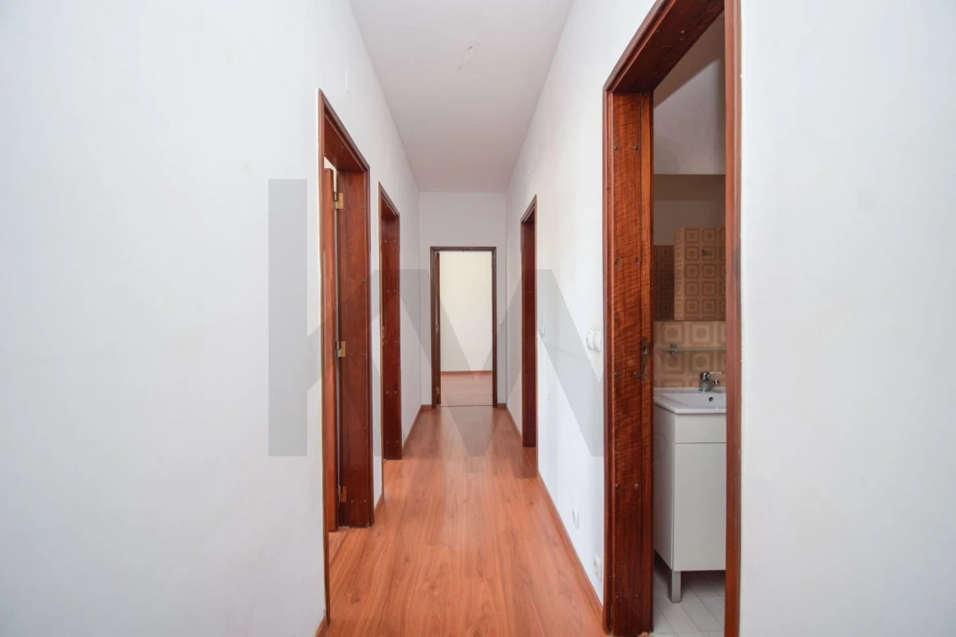 Apartamento T3 para Venda em Benfica Foto 11