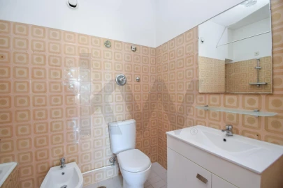 Apartamento T3 para Venda em Benfica