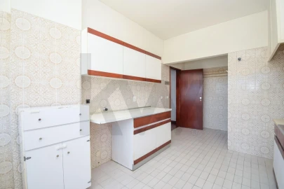 Apartamento T3 para Venda em Benfica