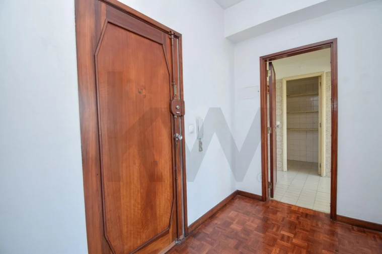 Apartamento T3 para Venda em Benfica Foto 22