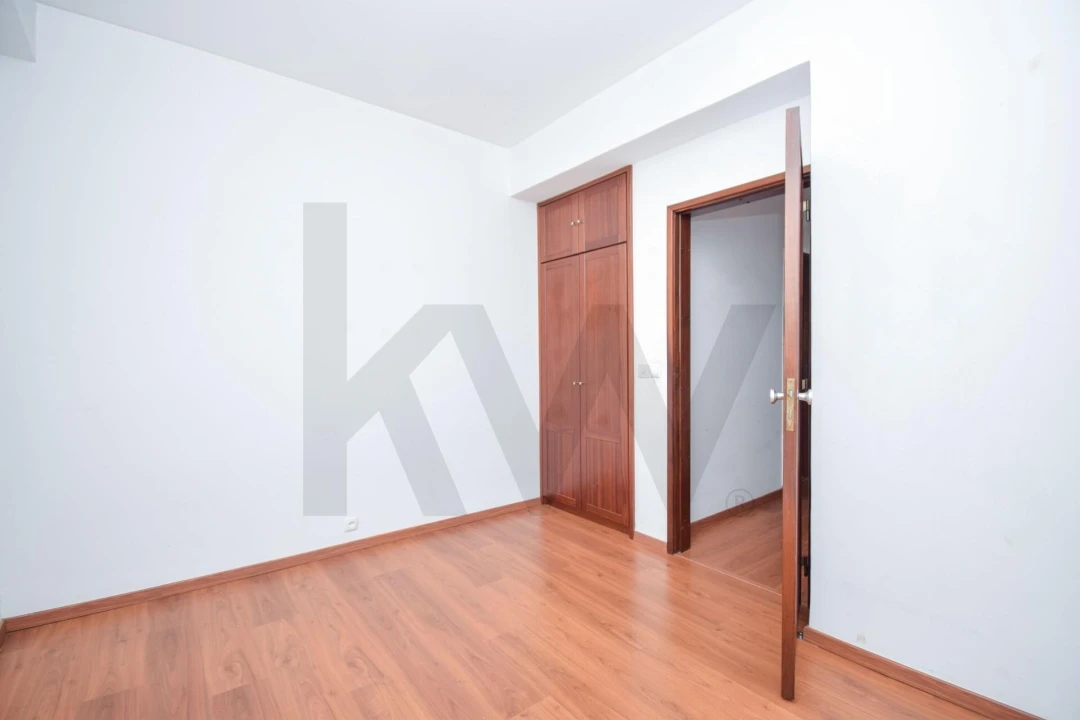Apartamento T3 para Venda em Benfica Foto 17