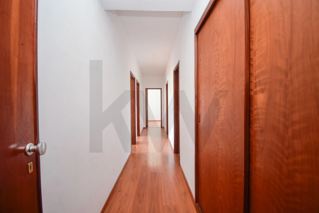 Apartamento T3 para Venda em Benfica Foto 7