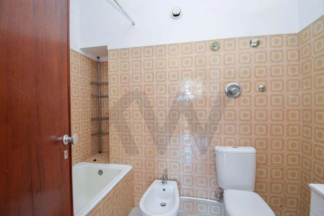 Apartamento T3 para Venda em Benfica Foto 21