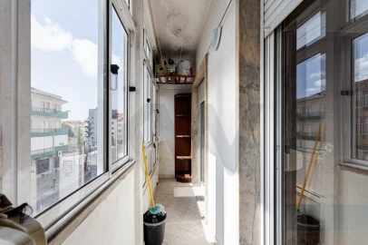 Apartamento T2 para Venda em Mina de Água