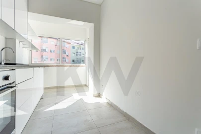 Apartamento T2 para Venda em Setubal (São Sebastião)