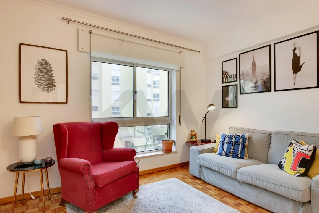 Apartamento T2 para Venda em Lumiar Foto 2