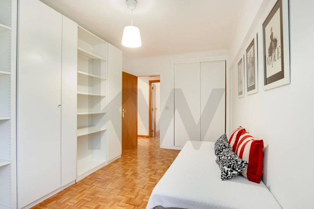 Apartamento T2 para Venda em Lumiar Foto 14