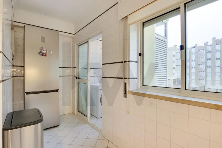 Apartamento T2 para Venda em Lumiar Foto 22