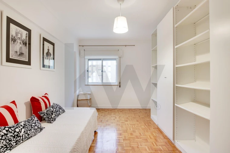 Apartamento T2 para Venda em Lumiar Foto 12