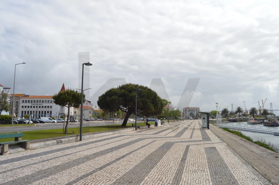 Apartamento T1 para Venda em Buarcos Foto 29