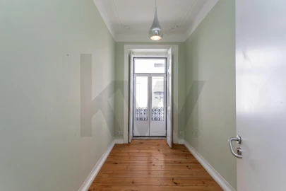 Apartamento T3 para Venda em Arroios