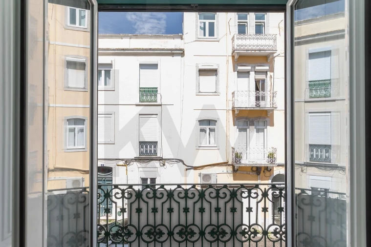 Apartamento T3 para Venda em Arroios Foto 9