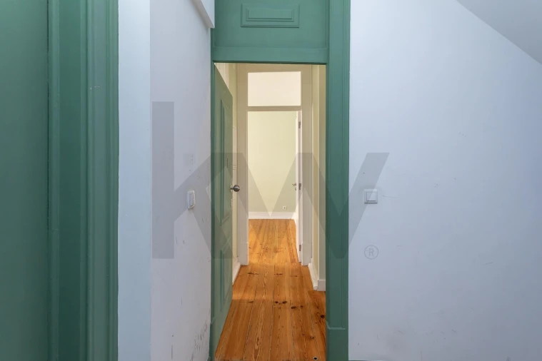 Apartamento T3 para Venda em Arroios Foto 2