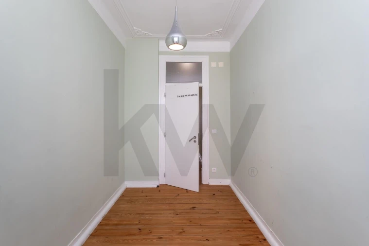 Apartamento T3 para Venda em Arroios Foto 6