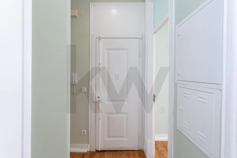Apartamento T3 para Venda em Arroios Foto 4