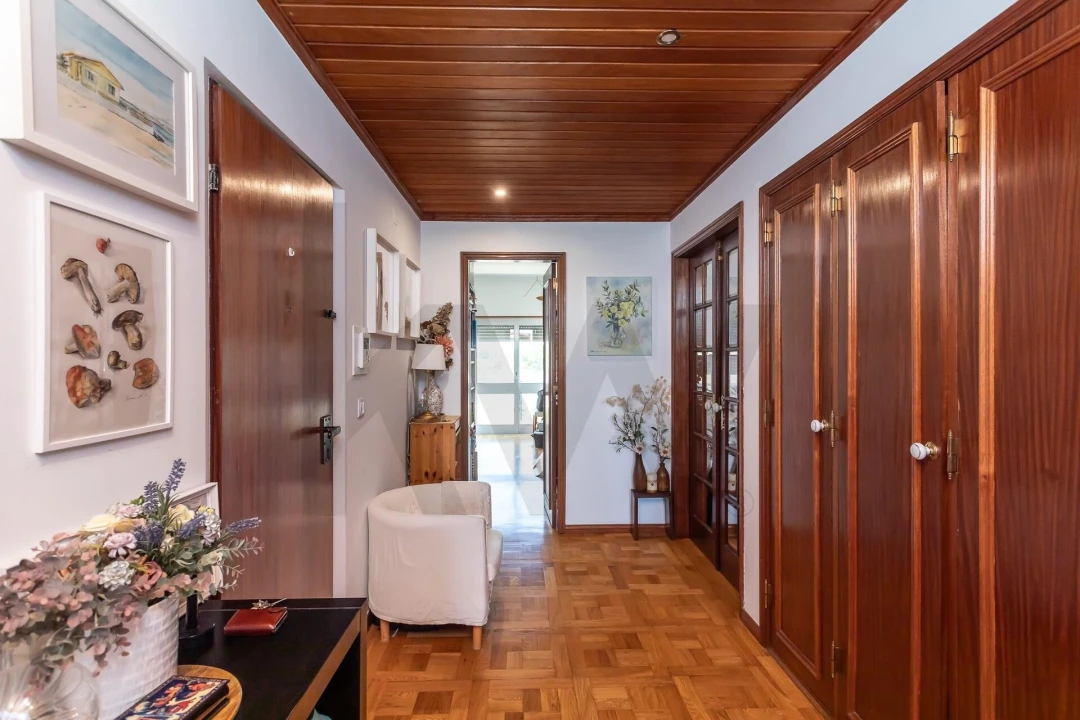 Apartamento T3 para Arrendamento em Penha de França Foto 19