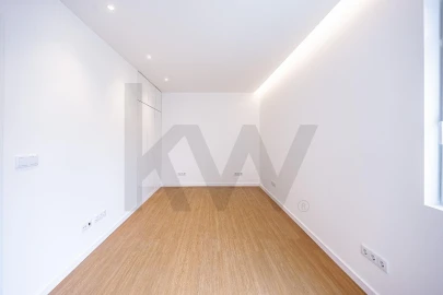 Apartamento T1 para Venda em Caniço