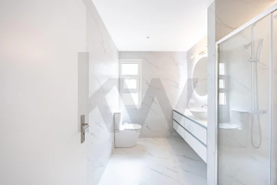 Apartamento T1 para Venda em Caniço