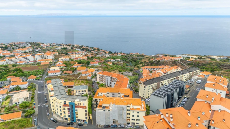 Apartamento T1 para Venda em Caniço Foto 13