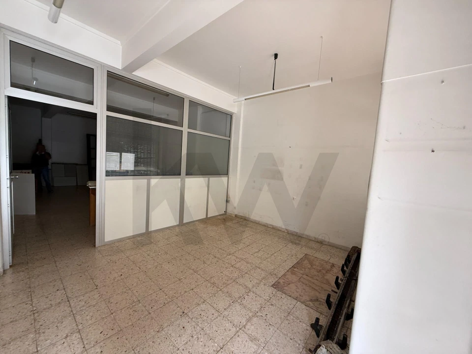 Loja para Venda em Oeiras e São Julião da Barra, Paço de Arcos e Caxias Foto 12