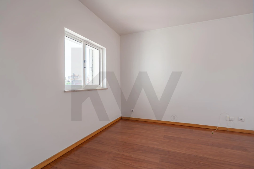 Apartamento T3 para Venda em Carapinheira Foto 13