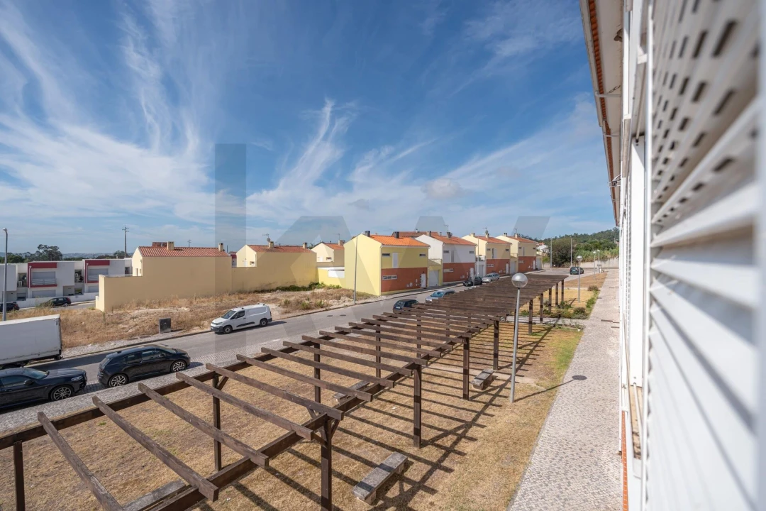 Apartamento T3 para Venda em Carapinheira Foto 29