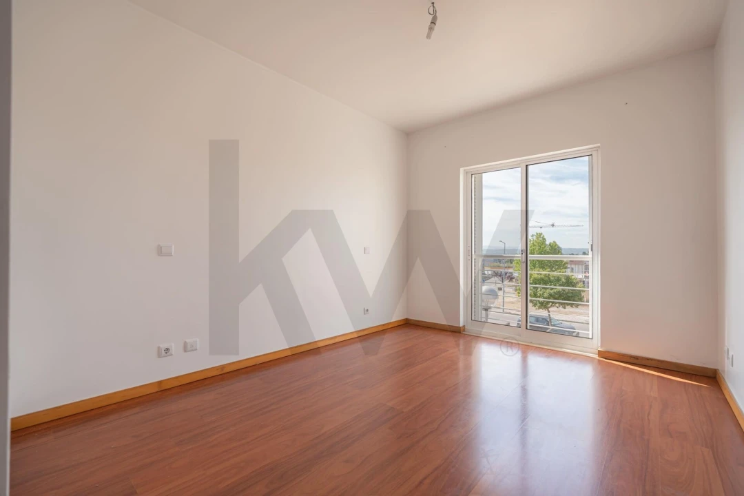 Apartamento T3 para Venda em Carapinheira Foto 21