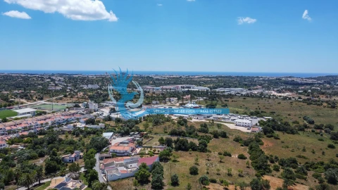 Moradia T3 para Venda em Albufeira e Olhos de Água