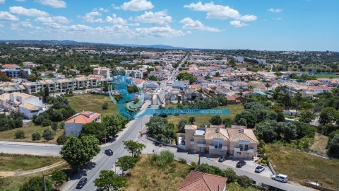 Moradia T3 para Venda em Albufeira e Olhos de Água