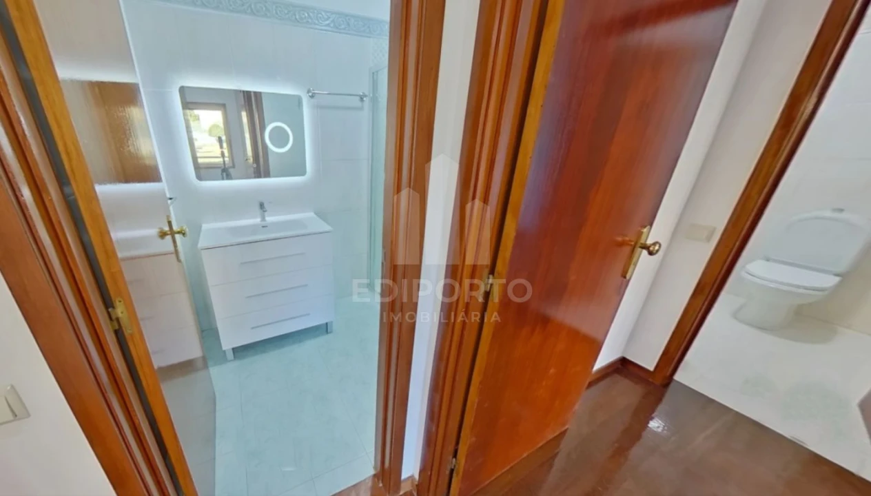 Apartamento T2 para Venda em Canidelo Foto 7