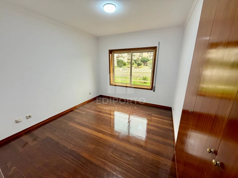 Apartamento T2 para Venda em Canidelo Foto 4