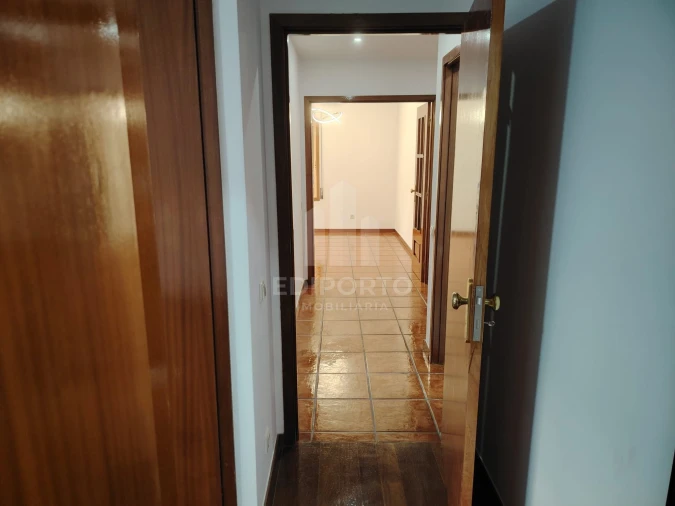 Apartamento T2 para Venda em Canidelo Foto 4
