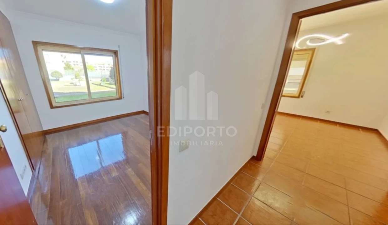 Apartamento T2 para Venda em Canidelo Foto 13