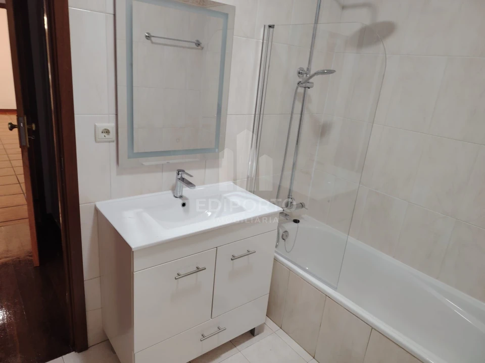 Apartamento T2 para Venda em Canidelo Foto 15