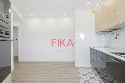 Apartamento T3 para Venda em Setubal (São Sebastião)