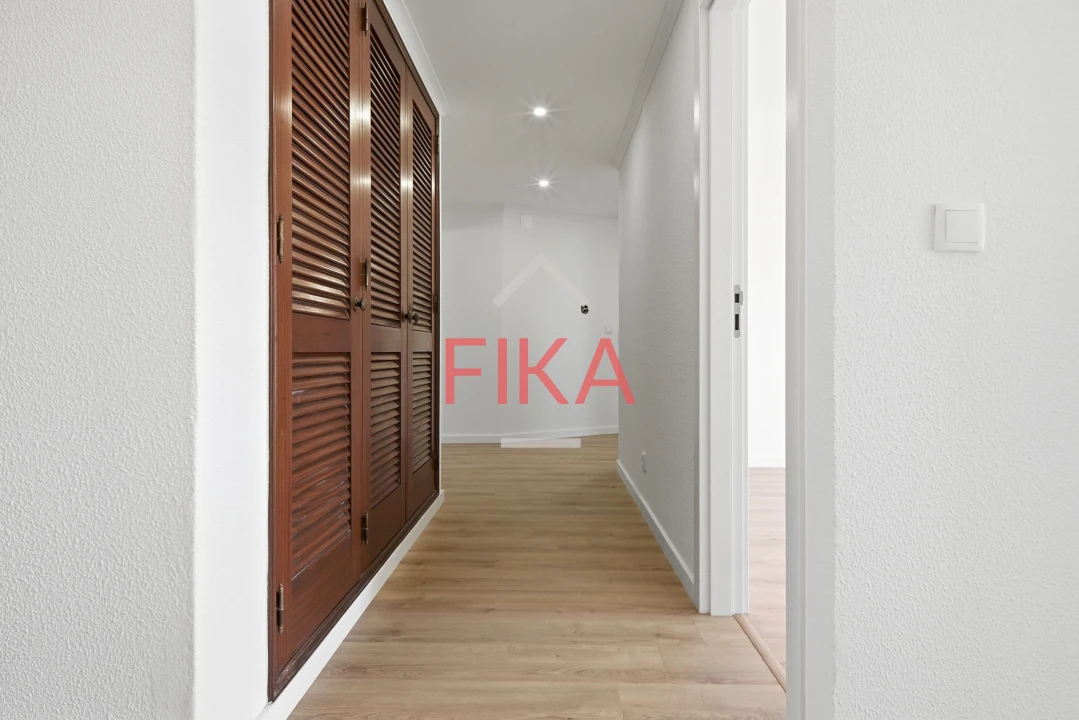Apartamento T3 para Venda em Setubal (São Sebastião) Foto 24