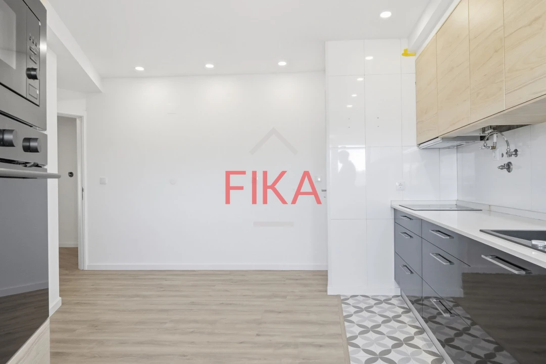 Apartamento T3 para Venda em Setubal (São Sebastião) Foto 9