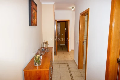 Apartamento T2 para Venda em Lagos (São Sebastião e Santa Maria)