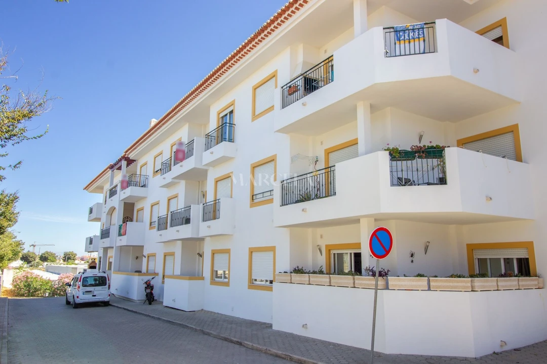 Apartamento T2 para Venda em Lagos (São Sebastião e Santa Maria) Foto 1